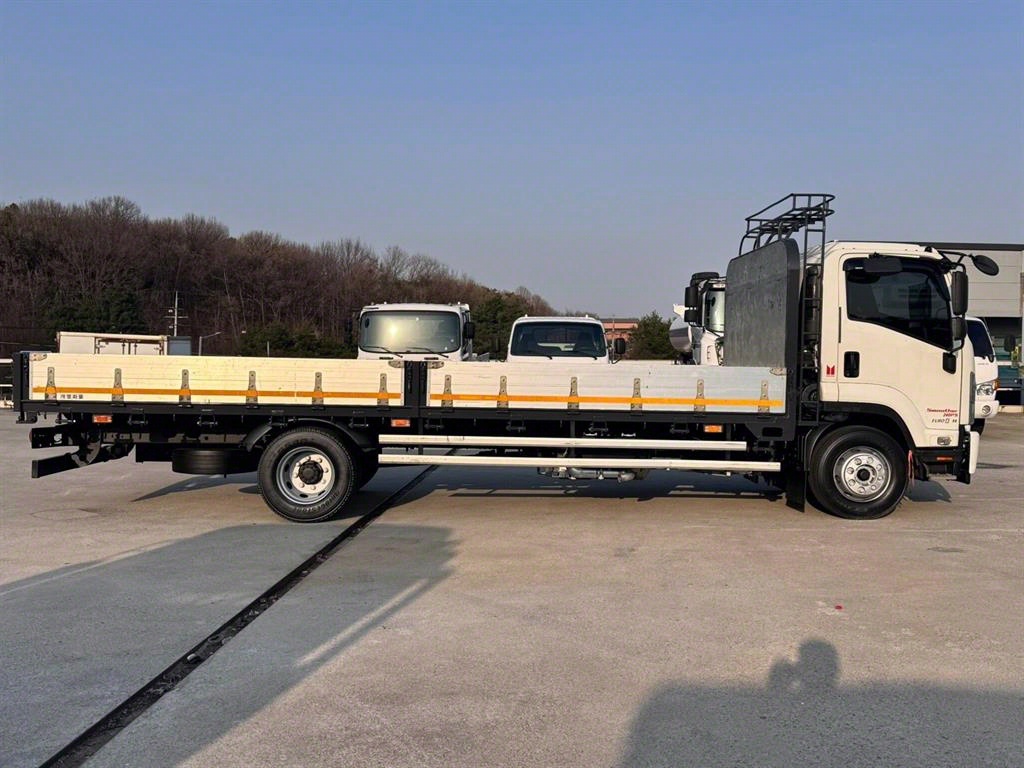 이스즈 포워드 4.5톤 카고 2021년식 주행 356,237km 중고 트럭 상세 이미지 4