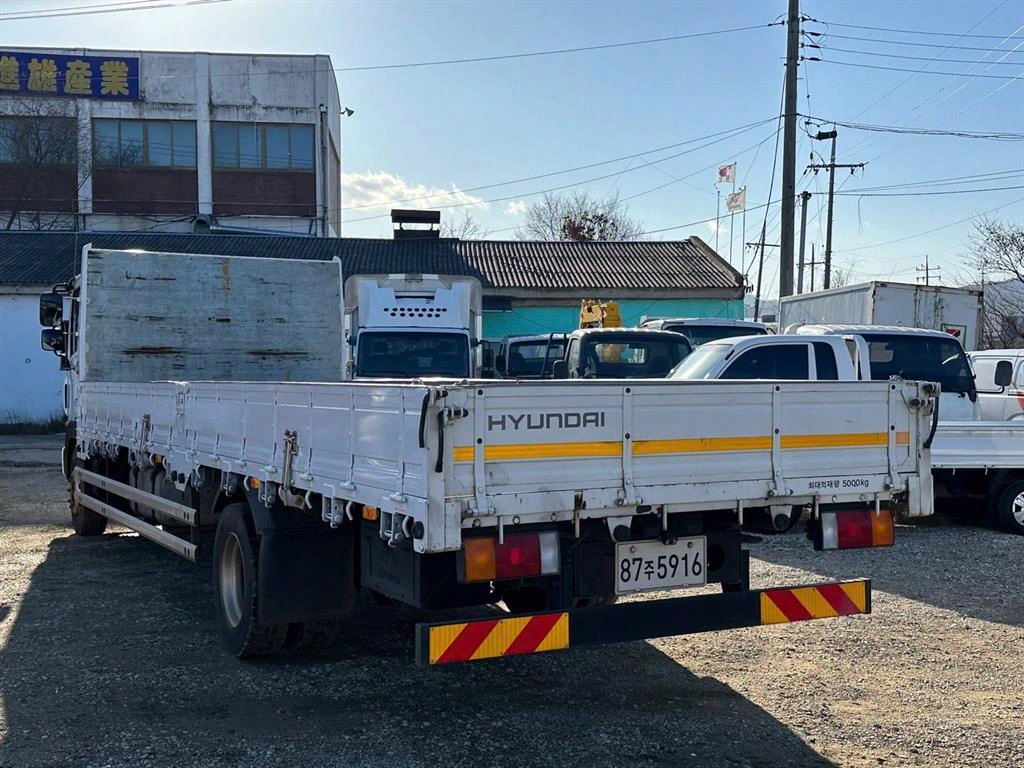 현대 메가트럭 5톤 카고 중고 화물차 2020년식 주행 183,800km 상세 이미지 4