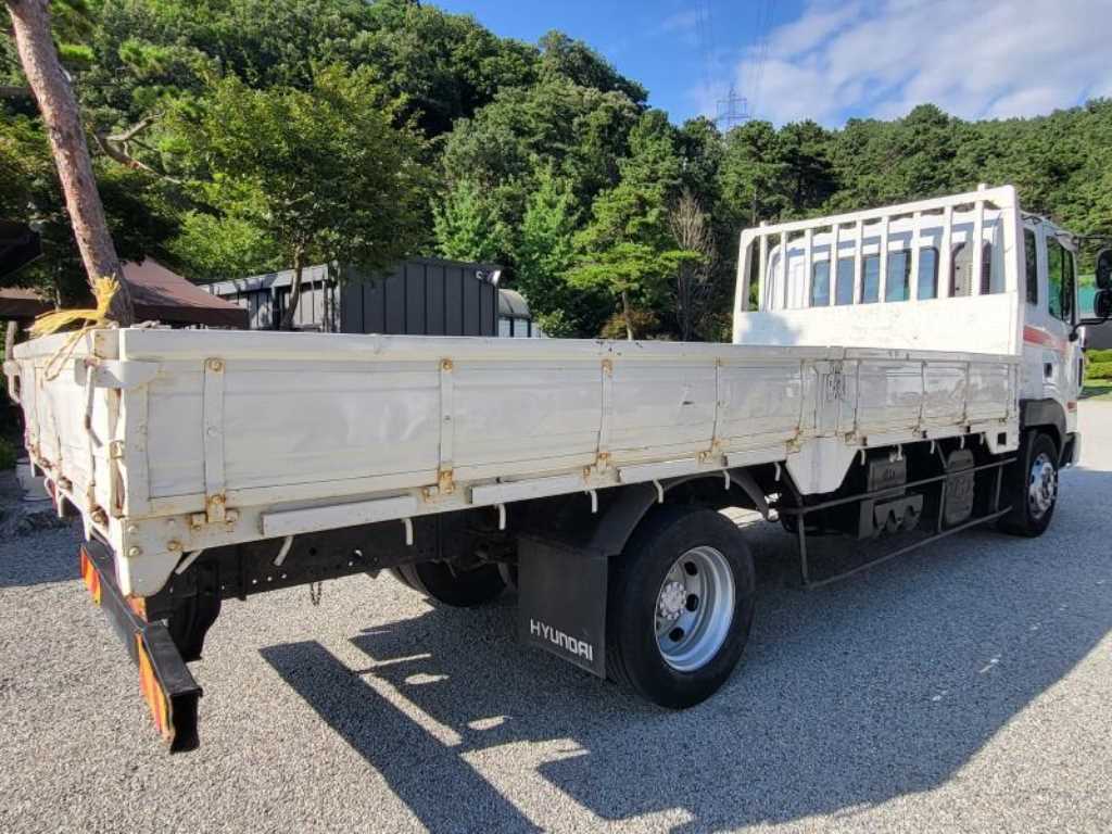 현대 메가트럭 5톤 카고 중고 트럭 2007년식 주행 51,096km 상세 이미지 12
