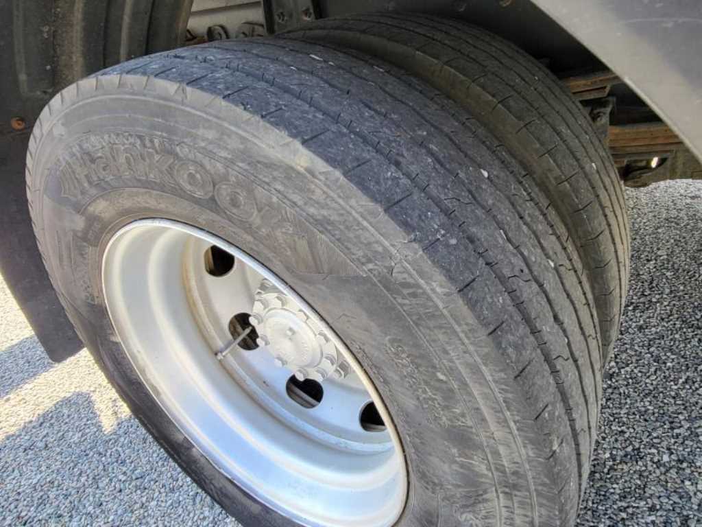 현대 메가트럭 5톤 카고 중고 트럭 2007년식 주행 51,096km 상세 이미지 14