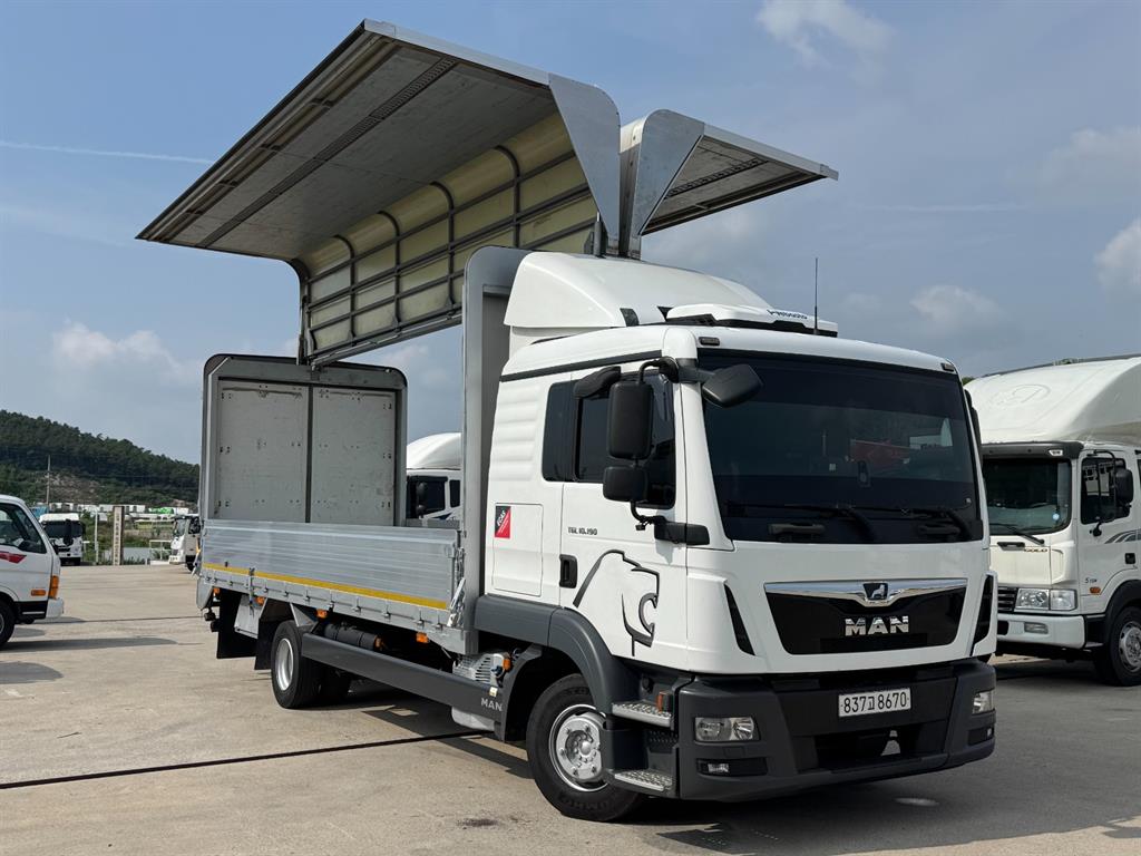 만트럭 TGL 3.5톤 윙바디 2020년식 중고 화물차 2020-03 주행 381,099km 상세 이미지 10