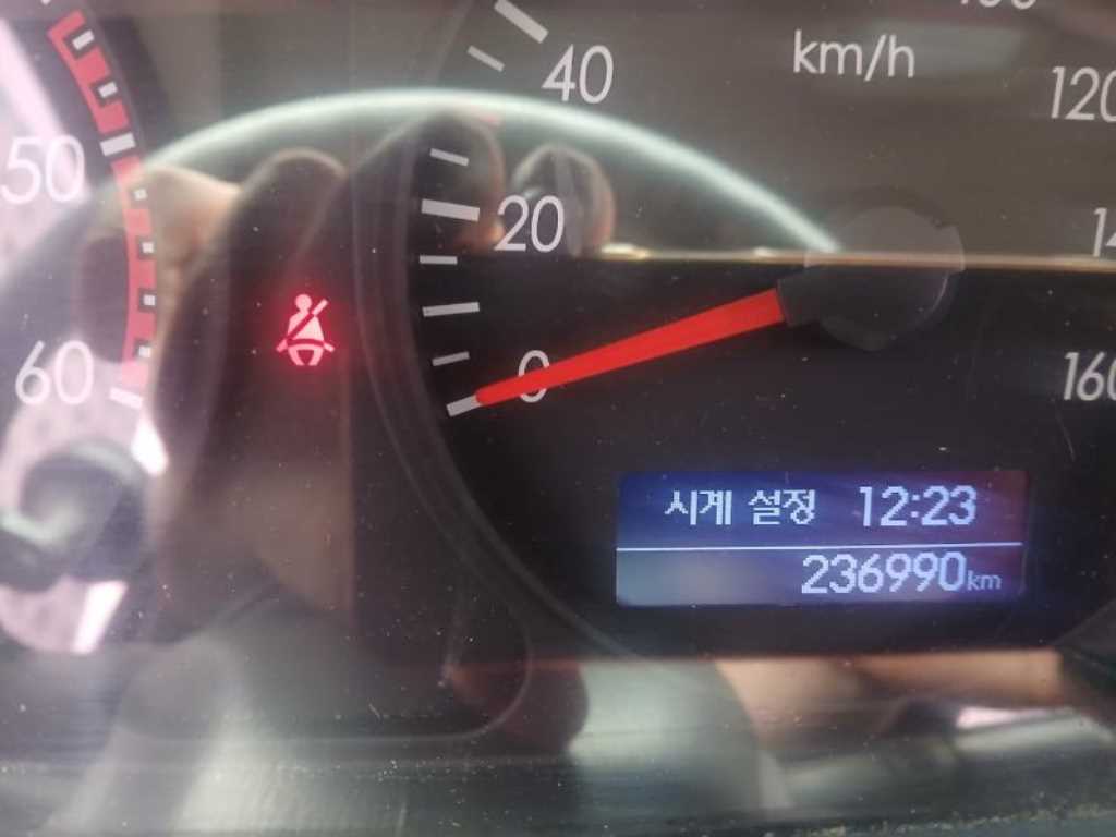 현대 e-마이티 큐티 2톤 카고 2017년식 주행 236,863km 중고 화물차 상세 이미지 8