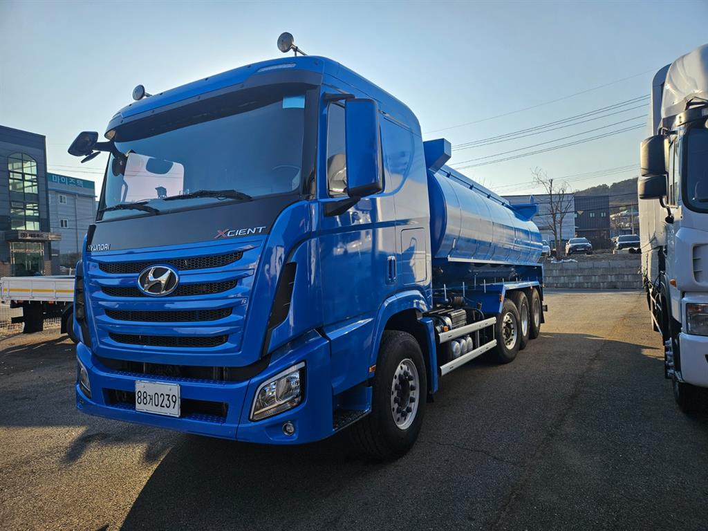 현대 엑시언트 25톤 버큠로리 2018년식 주행 493,512km 중고 화물차 24톤 홈/탱크로리 대표 이미지