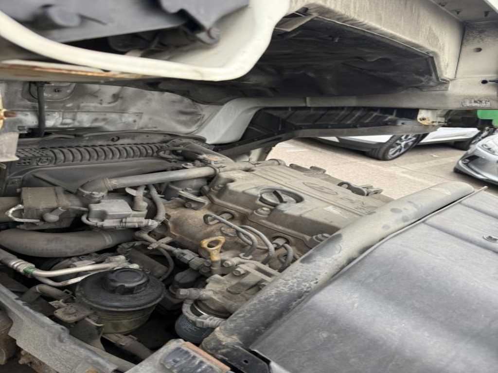 현대 e-마이티 큐티 2톤 카고 2014년식 주행 195,000km 중고 트럭 상세 이미지 18