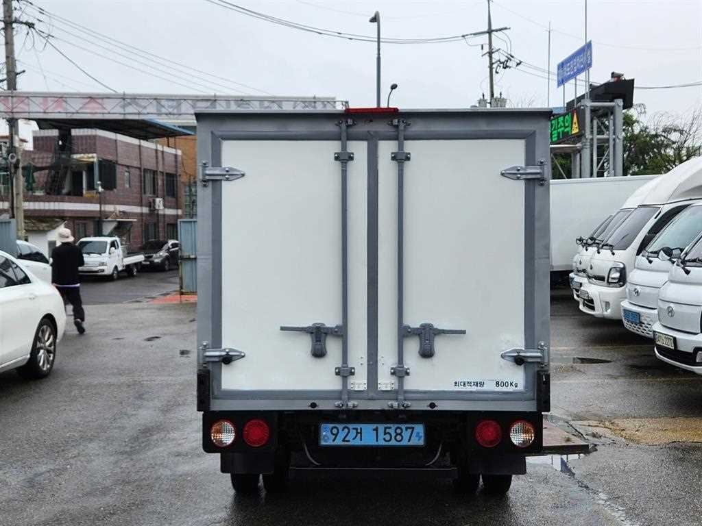 기아 봉고3 EV 1톤 저상 내장탑 2022년식 주행 65,933km 중고 화물차 상세 이미지 17