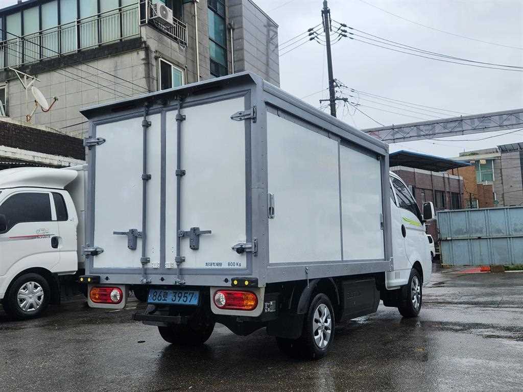 현대 포터2 EV 1톤 저상 내장탑 2023년식 주행 63,317km 중고 화물차 상세 이미지 18