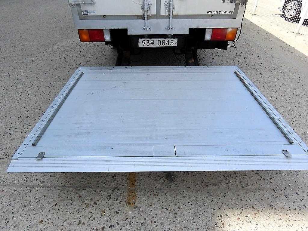 현대 마이티 2.5톤 내장탑 파워게이트 2021년식 주행 22,684km 중고 화물차 상세 이미지 6