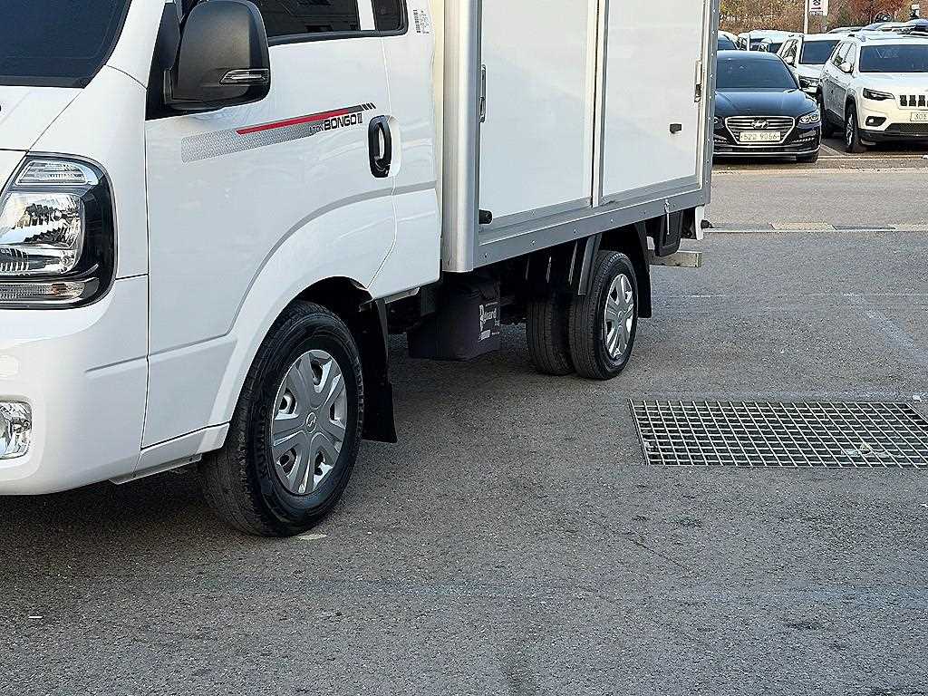 기아 봉고3 1톤 LPG 하이형 미닫이탑 2024년식 주행 11,219km 중고 화물차 내장탑 상세 이미지 18