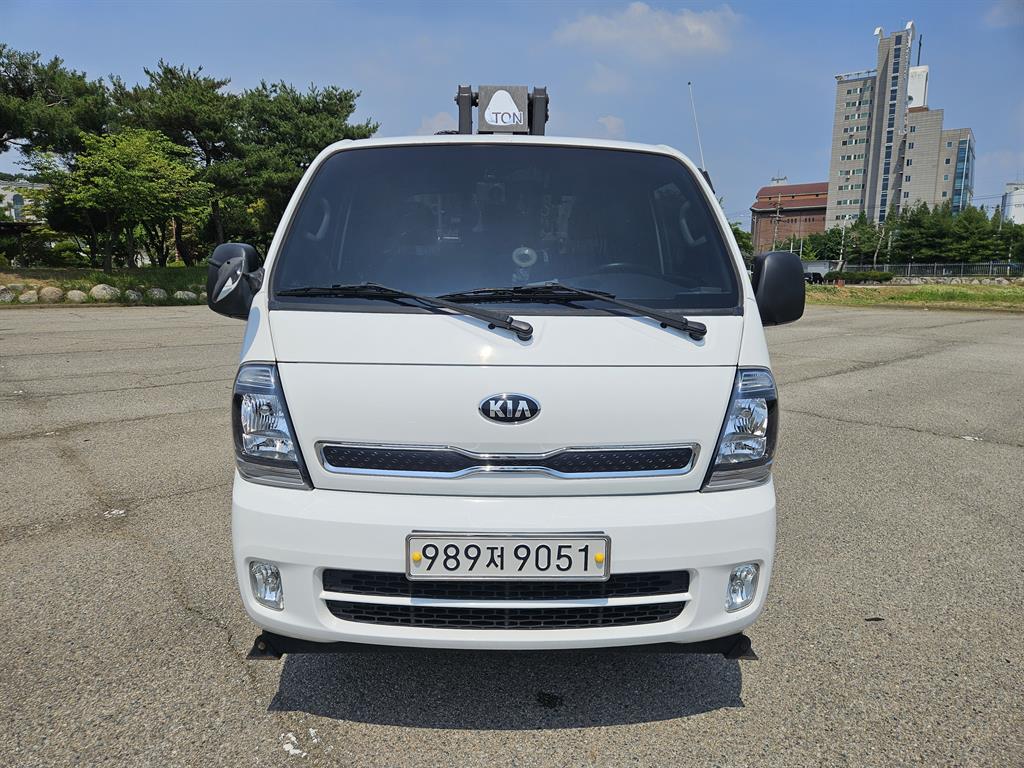 1톤 지톤 아톰200N-4 저상 고소작업차 2021년식 주행 56,147km 중고 화물차 바가지차 상세 이미지 3
