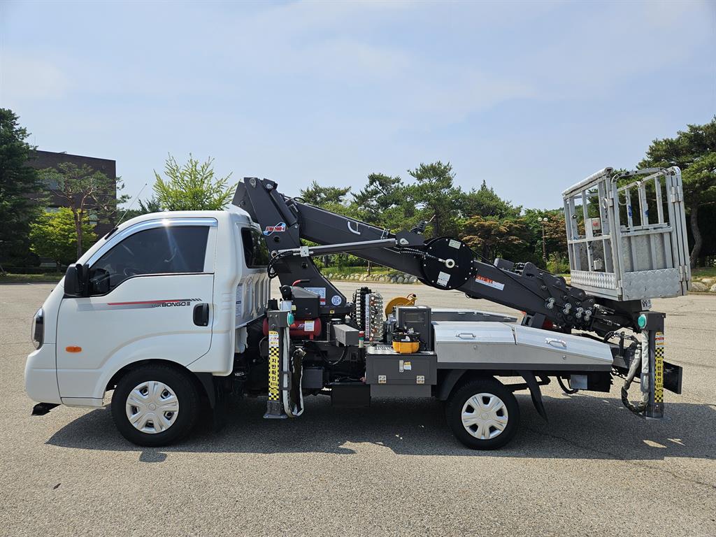 1톤 지톤 아톰200N-4 저상 고소작업차 2021년식 주행 56,147km 중고 화물차 바가지차 상세 이미지 6