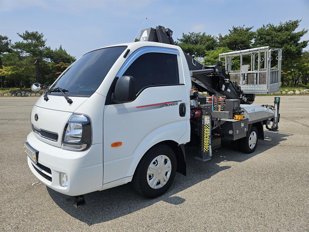 1톤 지톤 아톰200N-4 저상 고소작업차 2021년식 주행 56,147km 중고 화물차 바가지차 상세 이미지 2