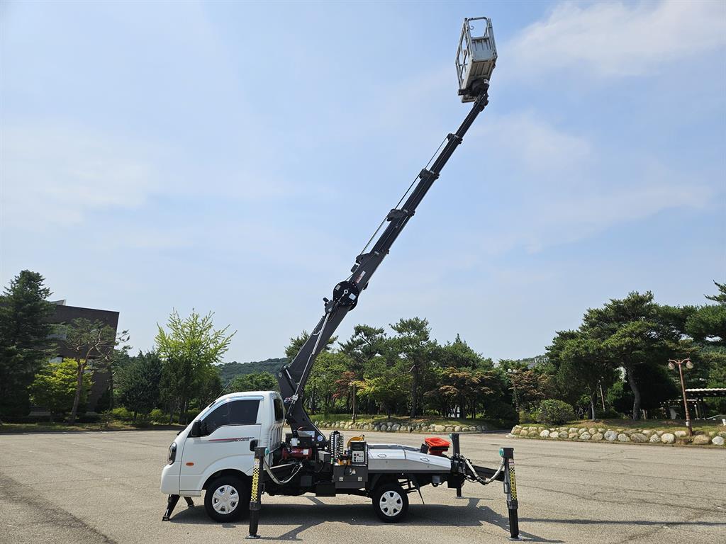 1톤 지톤 아톰200N-4 저상 고소작업차 2021년식 주행 56,147km 중고 화물차 바가지차 상세 이미지 8
