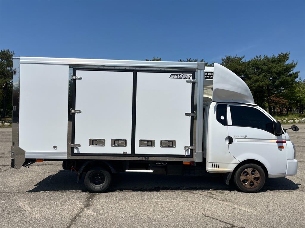 현대 포터2 1톤 3팔레트 하이냉동탑 2022년식 주행 99,958km 중고 화물차 상세 이미지 4