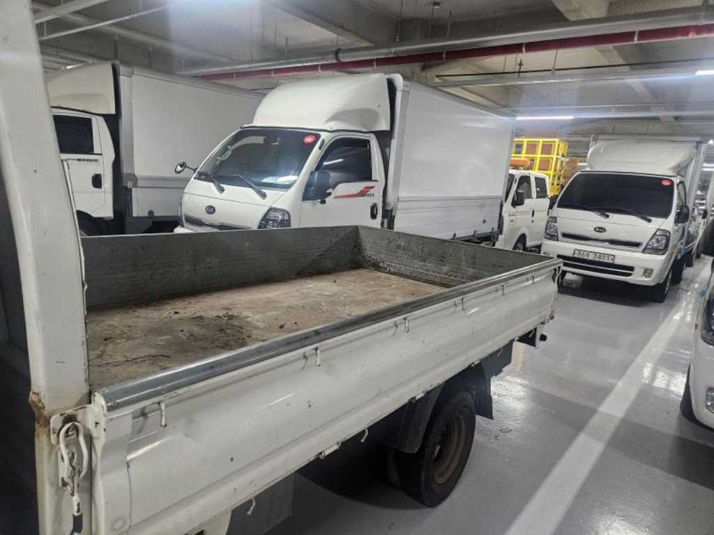 기아 봉고3 1톤 킹캡 초장축 카고 2012년식 주행 210,999km 중고 화물차 상세 이미지 4