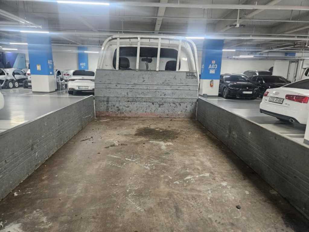 기아 봉고3 1톤 킹캡 초장축 카고 2012년식 주행 210,999km 중고 화물차 상세 이미지 7