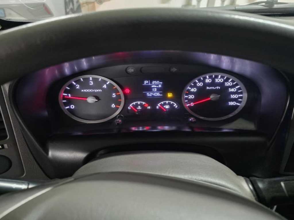 현대 포터2 1톤 4륜 내장탑 2018년식 주행 52,356km 중고 화물차 상세 이미지 5