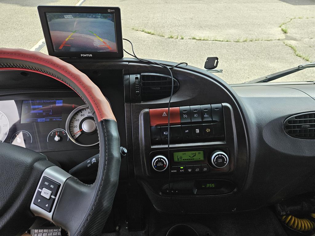 현대 메가트럭 4.5톤 광림 2057H 카고크레인 2018년식 주행 14,429km 중고 화물차 상세 이미지 17