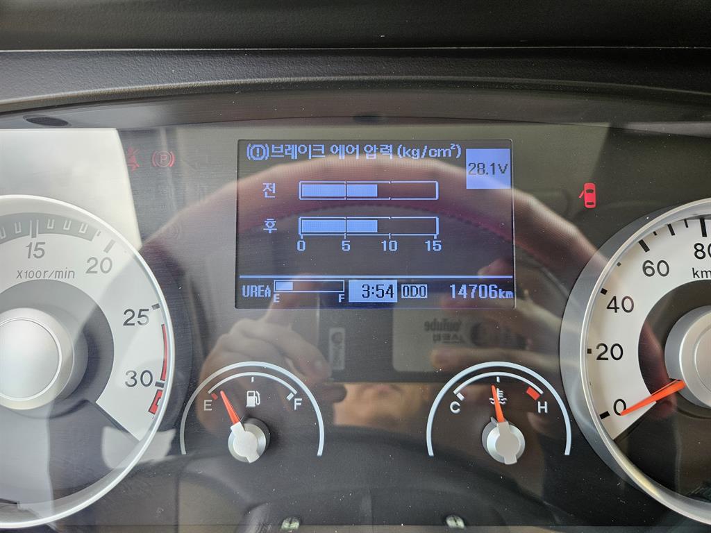 현대 메가트럭 4.5톤 광림 2057H 카고크레인 2018년식 주행 14,429km 중고 화물차 상세 이미지 18