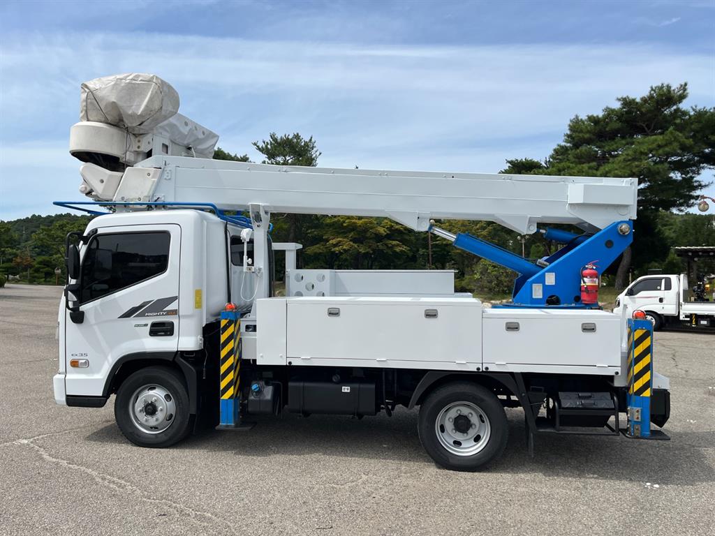 3.5톤 동해 DHT-150S 고압활선 고소작업차 2015년식 주행 41,016km 중고 화물차 바가지차 상세 이미지 5