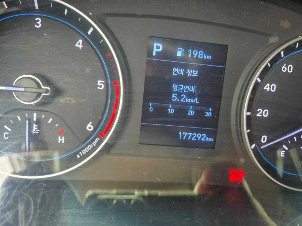 현대 포터2 1톤 슈퍼캡 초장축 트윈컴프 냉동탑 2020년식 주행 177,278km 중고 화물차 상세 이미지 11