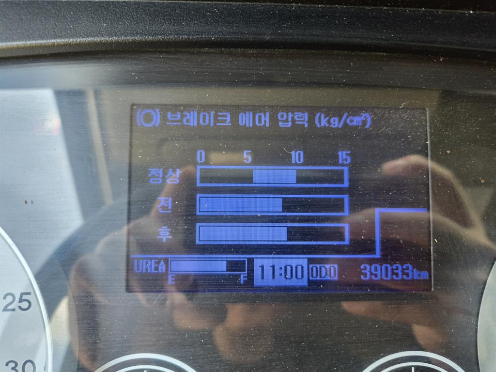 현대 메가트럭 5톤 정품 덤프 2015년식 주행 39,015km 중고 화물차 상세 이미지 15
