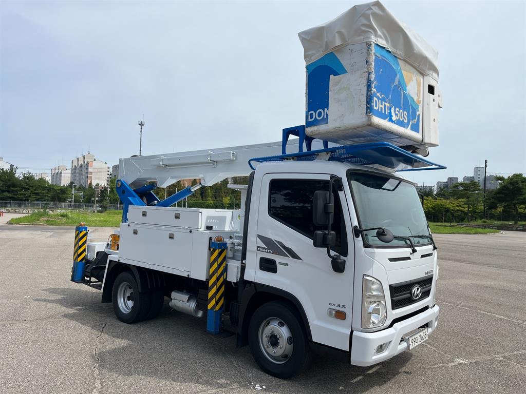 3.5톤 동해 DHT-150S 고압활선 고소작업차 2015년식 주행 41,016km 중고 화물차 바가지차 대표 이미지