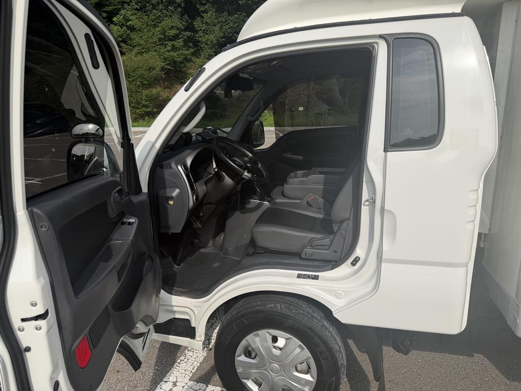 기아 더 뉴 봉고3 1톤 킹캡 초장축 듀얼컴프 냉동탑 2021년식 주행 114,153km 중고 화물차 상세 이미지 10