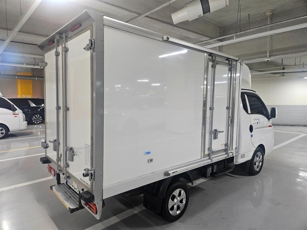 현대 포터2 1톤 하이냉동탑 슈퍼캡 초장축 2022년식 주행 65,678km 중고 화물차 상세 이미지 4