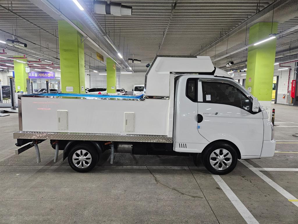 현대 포터2 1.3톤 LPG 활어차 2025년식 주행 8,912km 중고 화물차 상세 이미지 5