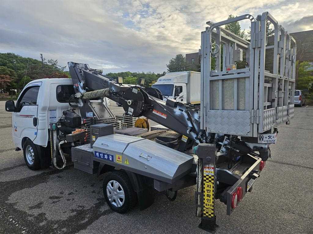 기아 1톤 고소작업차 2.5톤이하 2020년식 주행 28,566km 중고 화물차 바가지차 상세 이미지 10