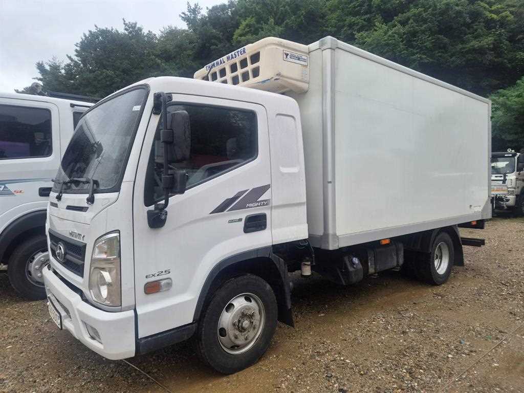 현대 올뉴마이티 2.5톤 투냉 고상 냉동탑 2015년식 주행 386,758km 중고 화물차 대표 이미지