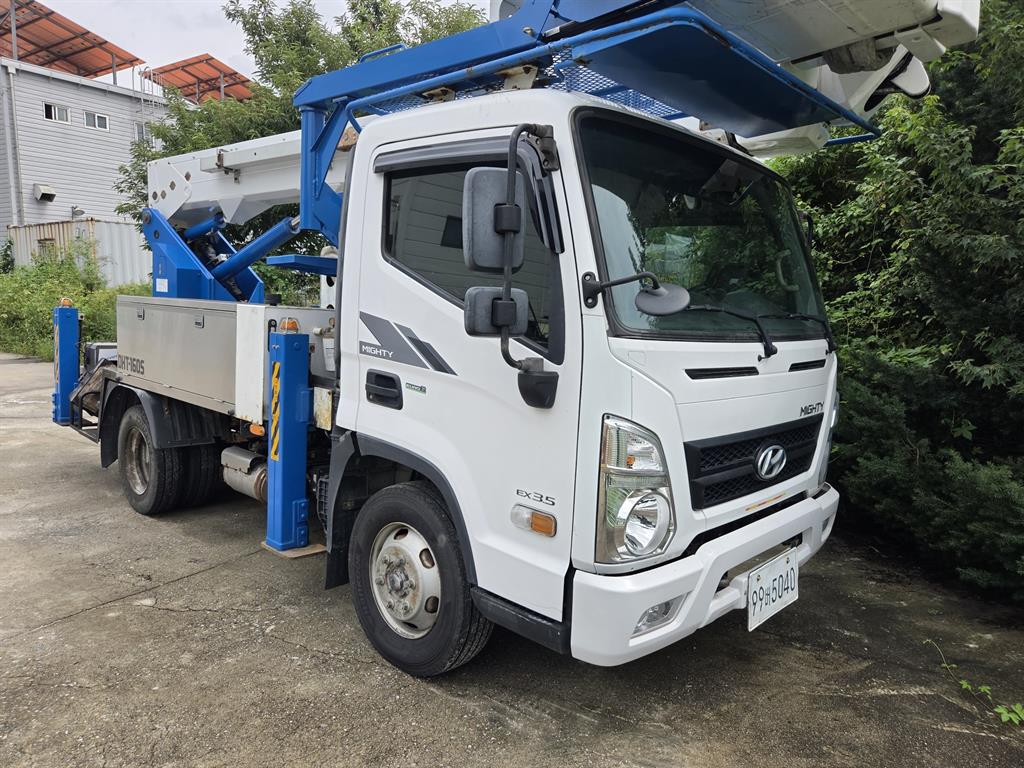 3.5톤 동해 DHT-160S 고압활선 고소작업차 2015년식 주행 68,217km 중고 화물차 바가지차 대표 이미지