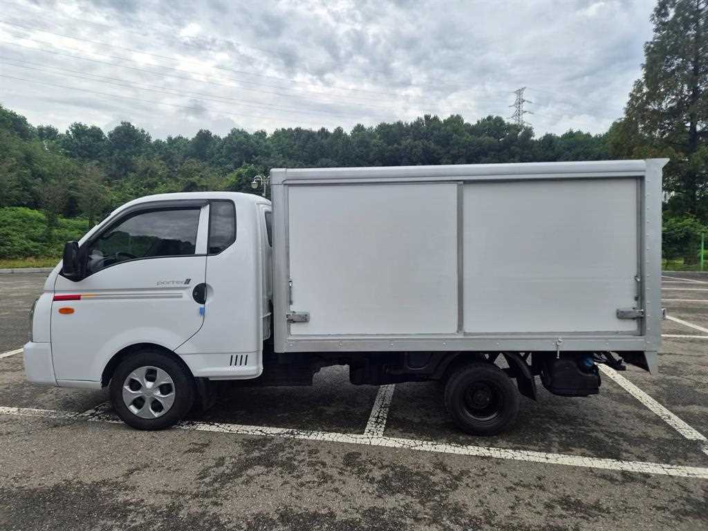 현대 포터2 1톤 저상내장탑 양문미닫이 2022년식 주행 108,458km 중고 화물차 상세 이미지 8