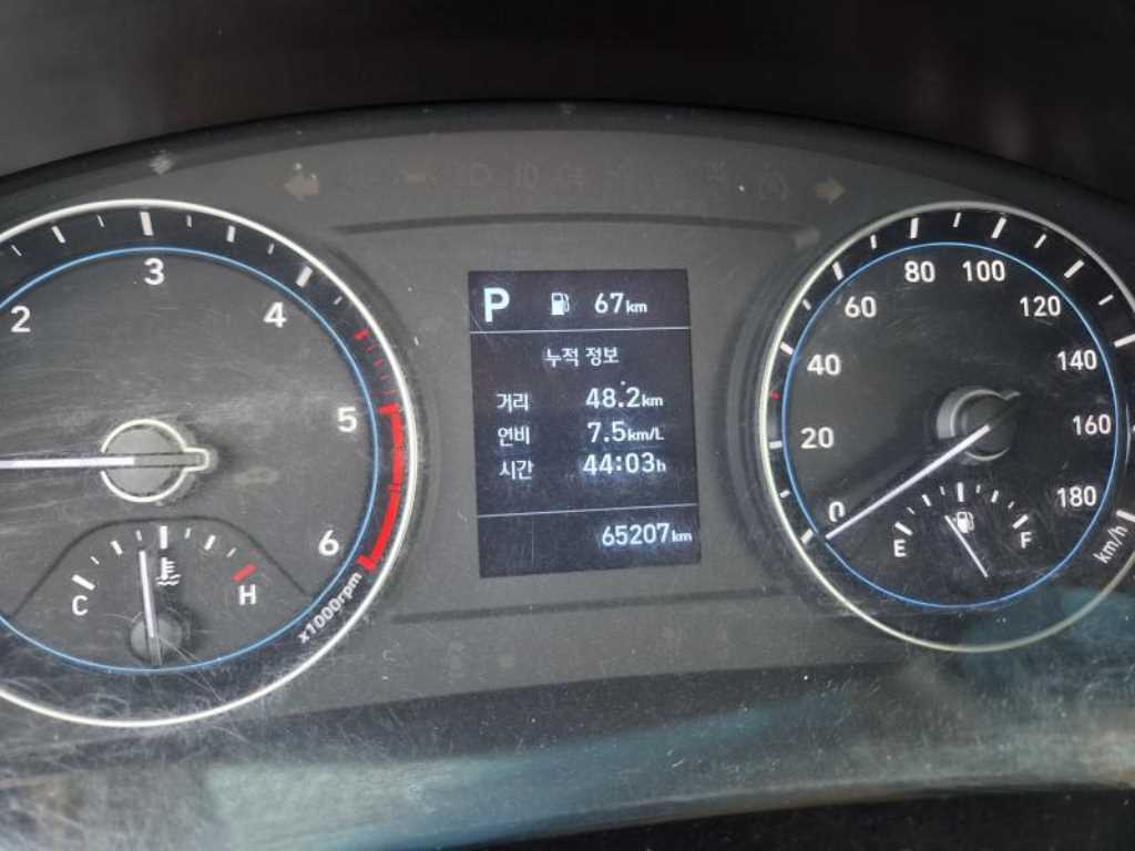 현대 포터2 1톤 저상내장탑 양문미닫이 2020년식 주행 65,014km 중고 화물차 상세 이미지 11
