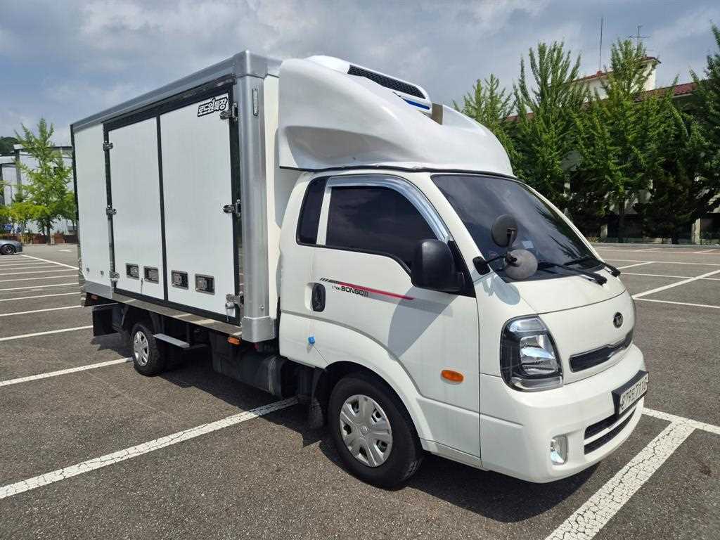 기아 더 뉴 봉고3 1톤 하이냉동탑 듀얼컴프 2022년식 주행 81,352km 중고 화물차 대표 이미지