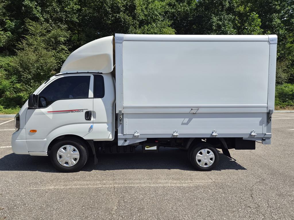 기아 더뉴봉고3 1톤 킹캡 초장축 수동식 윙바디 2021년식 주행 33,081km 중고 화물차 상세 이미지 2