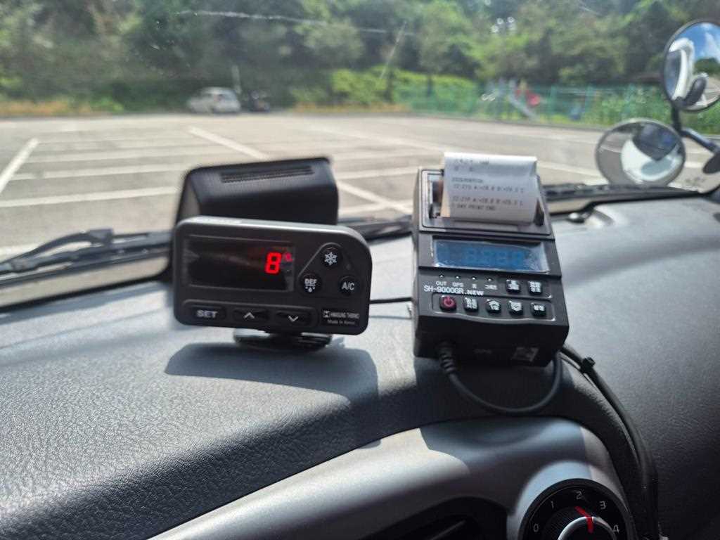 기아 더 뉴 봉고3 1톤 하이냉동탑 듀얼컴프 2022년식 주행 81,352km 중고 화물차 상세 이미지 14