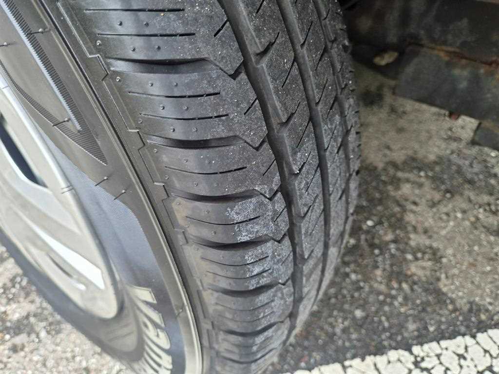 기아 더뉴봉고3 1톤 킹캡 초장축 카고 2021년식 주행 187,356km 중고 화물차 상세 이미지 12