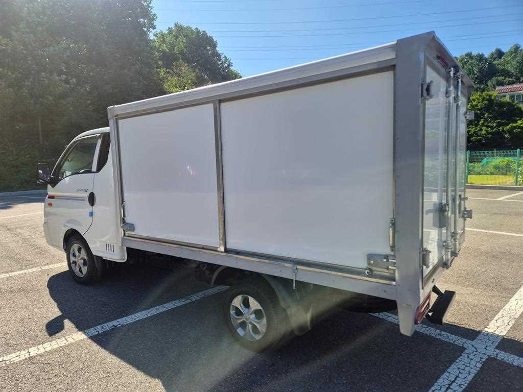 현대 포터2 1톤 저상내장탑 양문미닫이 2019년식 주행 91,878km 중고 화물차 상세 이미지 6