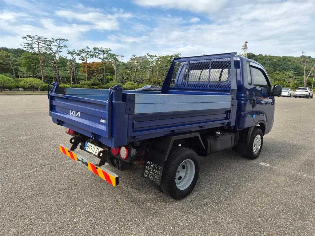 기아 더 뉴 봉고3 1톤 4WD 복륜 덤프 2022년식 주행 12,835km 중고 화물차 상세 이미지 3