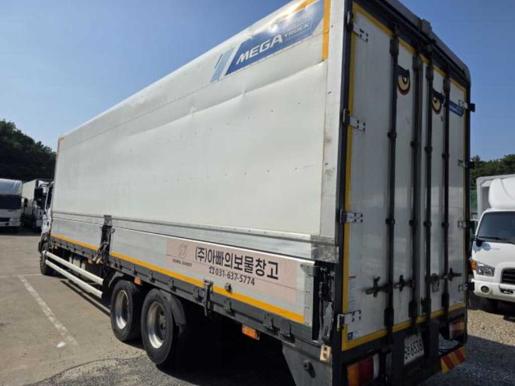 현대 메가트럭 5톤 윙바디 2018년식 주행 243,161km 중고 화물차 상세 이미지 5