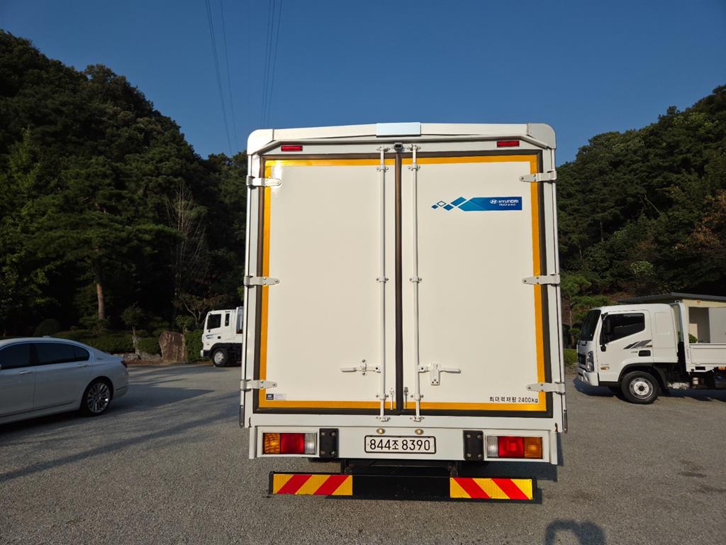 현대 3.5톤 냉장윙바디 2024년식 주행 139,041km 상세 이미지 7