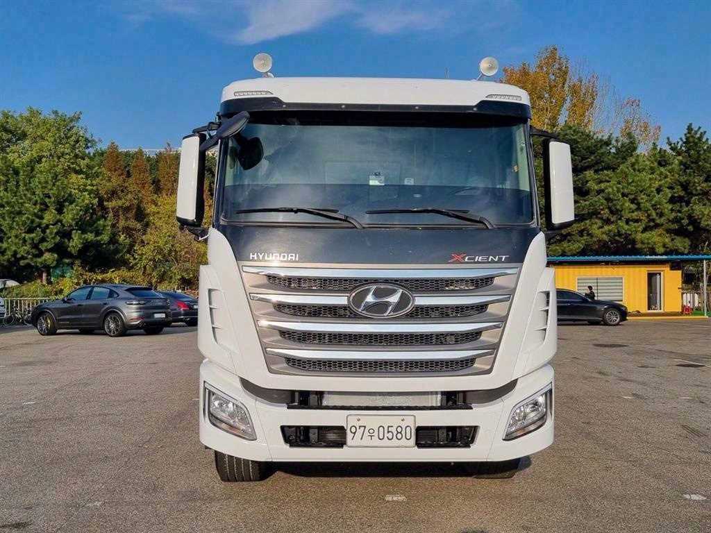 현대 엑시언트 24톤 1+3축 암롤트럭 2018년식 주행 371,200km 중고 화물차 상세 이미지 2