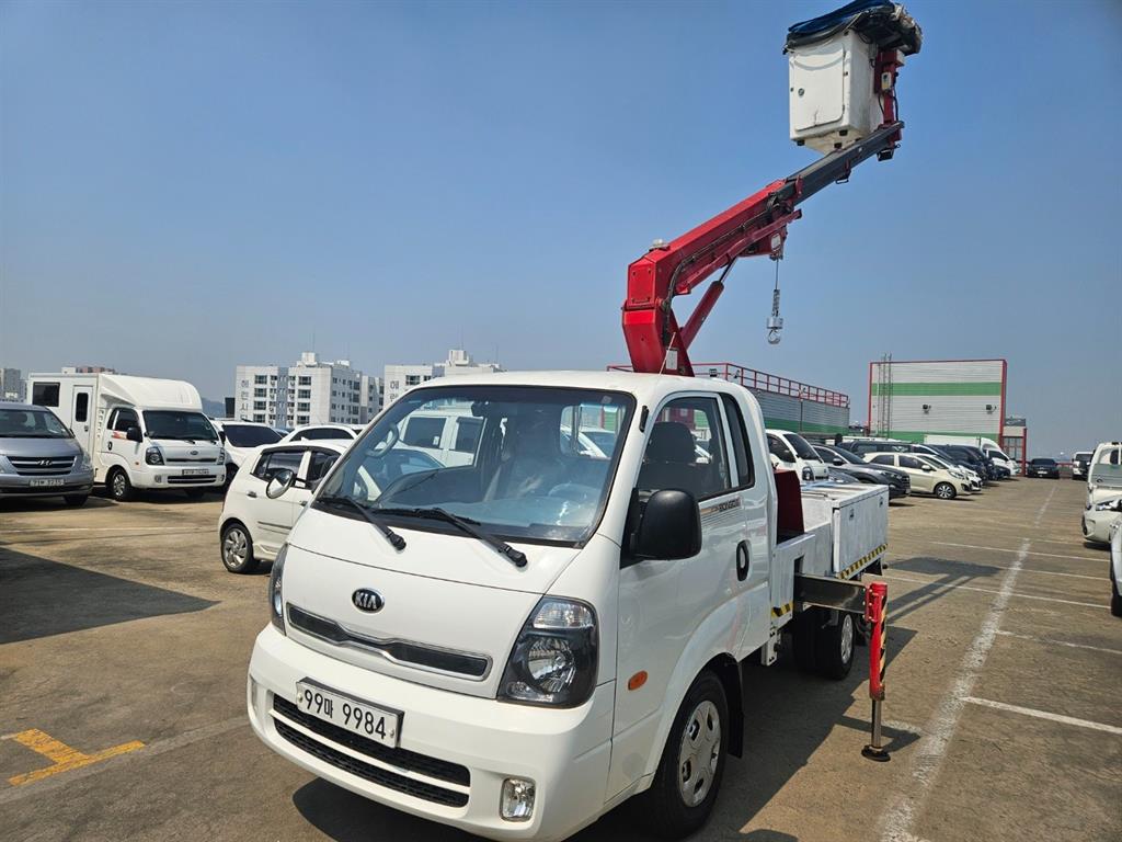기아 봉고3 1톤 동해950L 바가지차 2016년식 중고 화물차 2016-02 주행 119,446km 대표 이미지