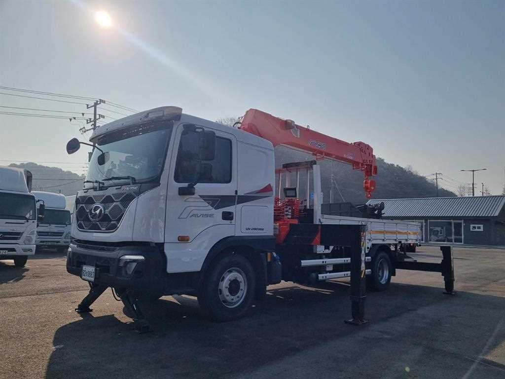 현대 파비스 5톤 광림1256 카고크레인 2022년식 주행 12,852km 중고 화물차 상세 이미지 10