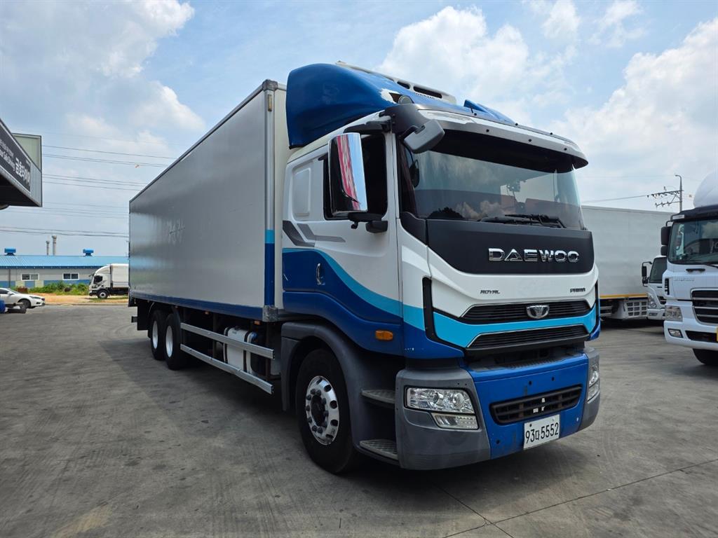11.5톤 단발이 냉동탑 2018년식 주행 292,925km 중고 화물차 상세 이미지 2