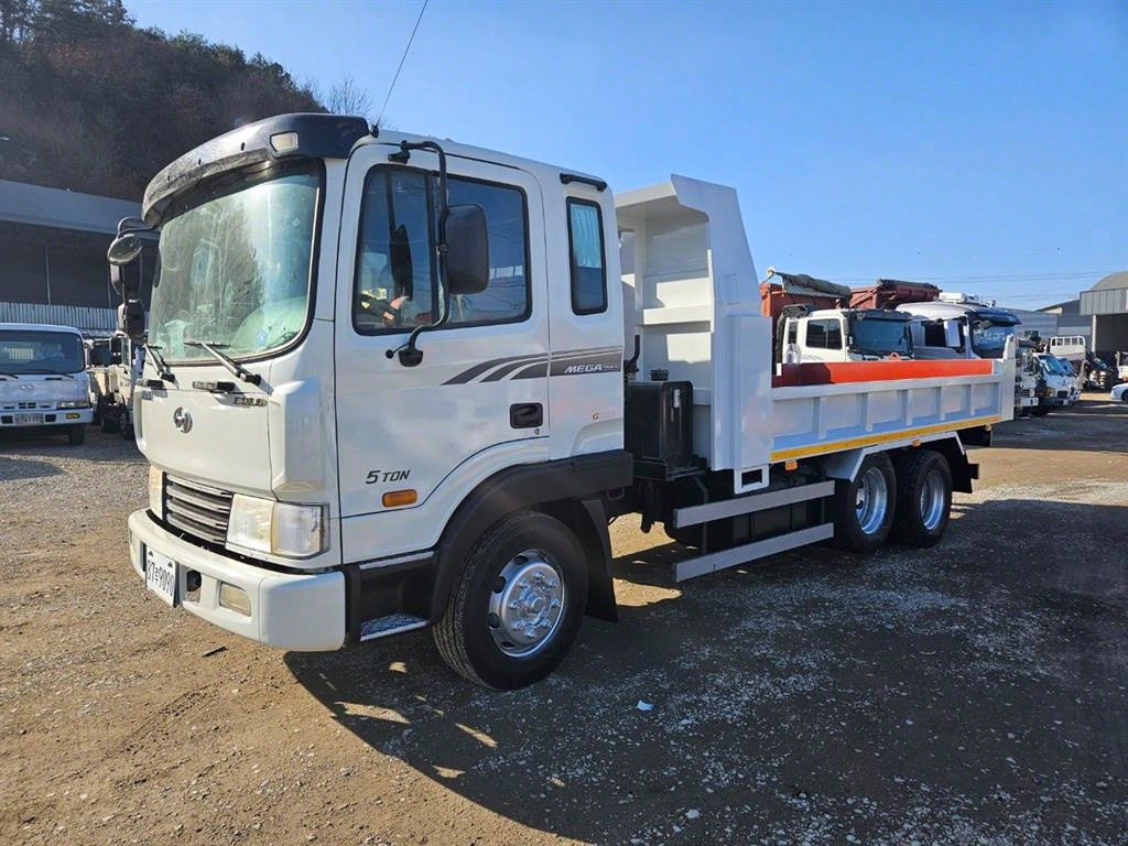 2010년식 주행 272,535km 현대 4.5톤 저상 앞축 롱덤프 중고 화물차 상세 이미지 2
