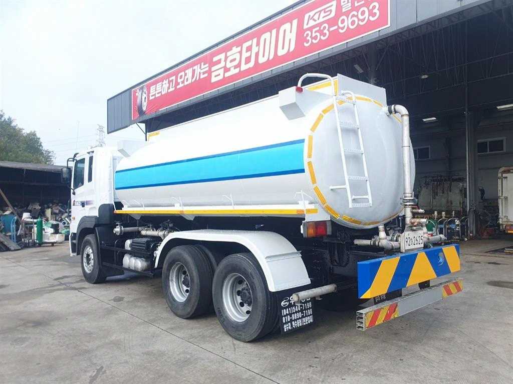 현대 트라고 21톤 살수차 2011년식 중고 화물차 2011-05 주행 1,200,000km 상세 이미지 5