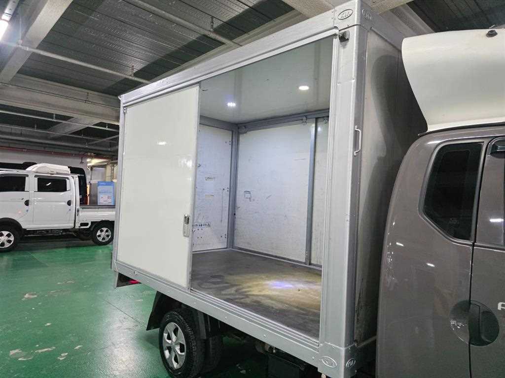 현대 포터2 1톤 하이내장탑 2024년식 주행 59,631km 중고 화물차 상세 이미지 18