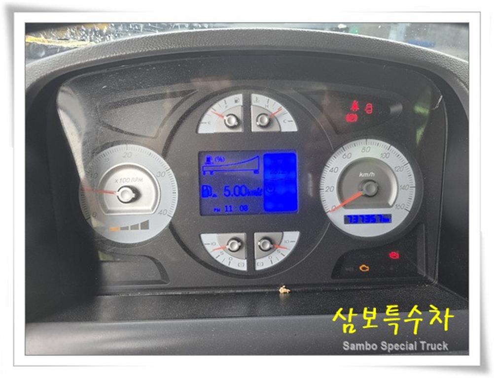 2014년식 주행 737,337km 8톤 음식물처리차량 중고 화물차 음식물차 상세 이미지 10
